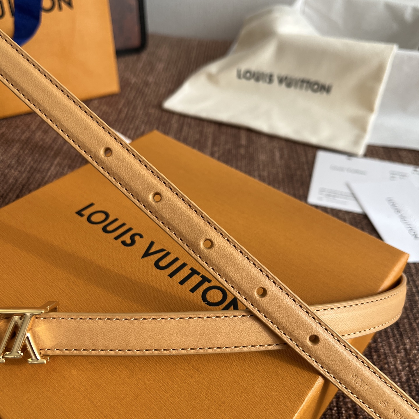 ルイヴィトン Mini LV 15mm リバーシブルベルト デューン ゴールド 画像 5