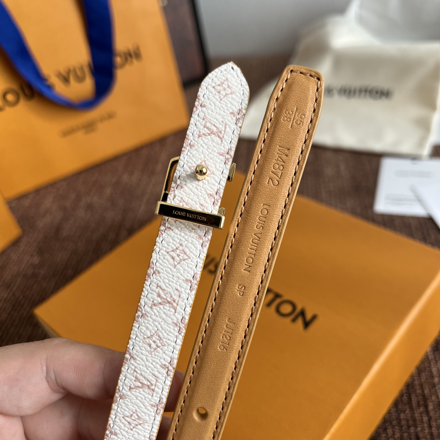 ルイヴィトン Mini LV 15mm リバーシブルベルト デューン ゴールド 画像 6