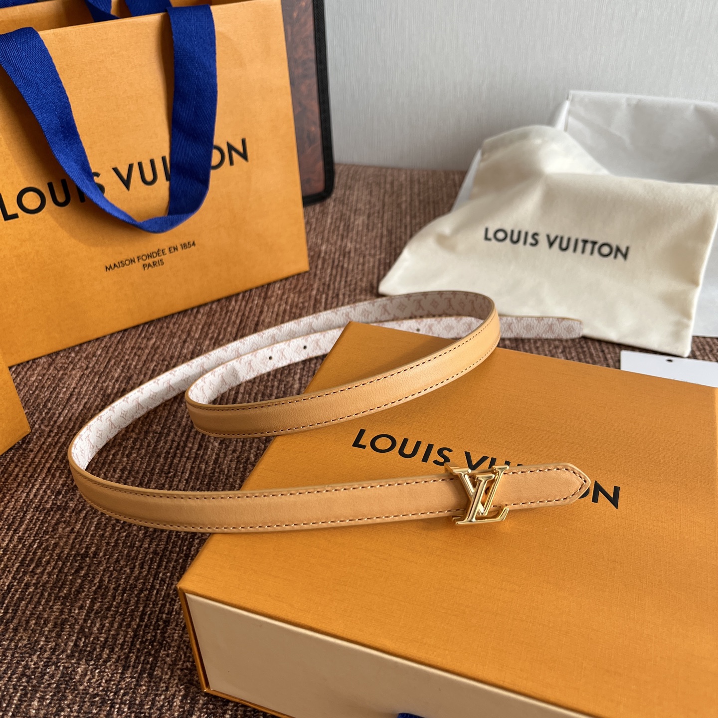 ルイヴィトン Mini LV 15mm リバーシブルベルト デューン ゴールド 画像 8