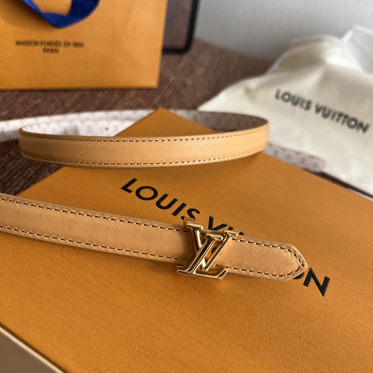 ルイヴィトン Mini LV 15mm リバーシブルベルト デューン ゴールド 画像 9