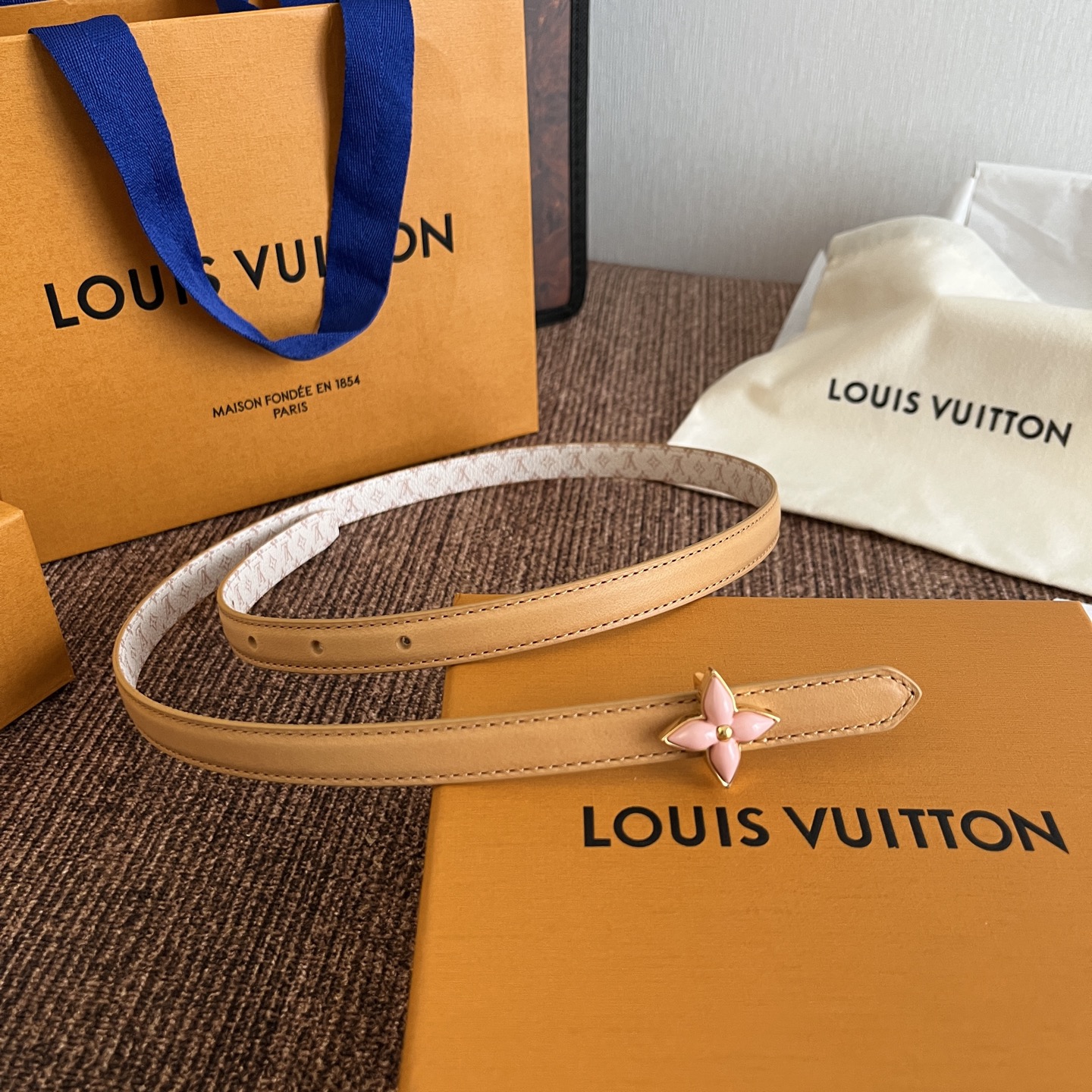 ルイヴィトン LV Mini Flowergram 15mm リバーシブルベルト デューン ゴールド 画像 8