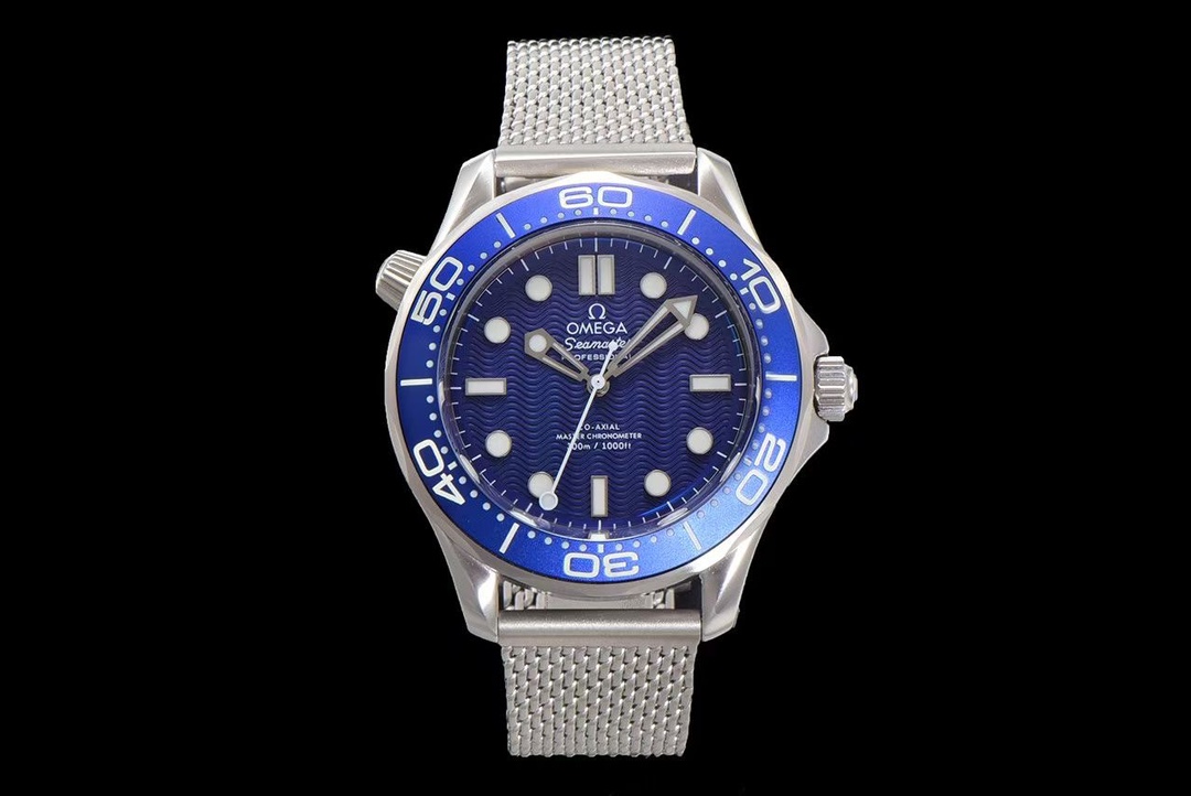 オメガ Seamaster Diver 300M ジェームズ・ボンド60周年 ブルー 210.30.42.20.03.002 詳細画像 1