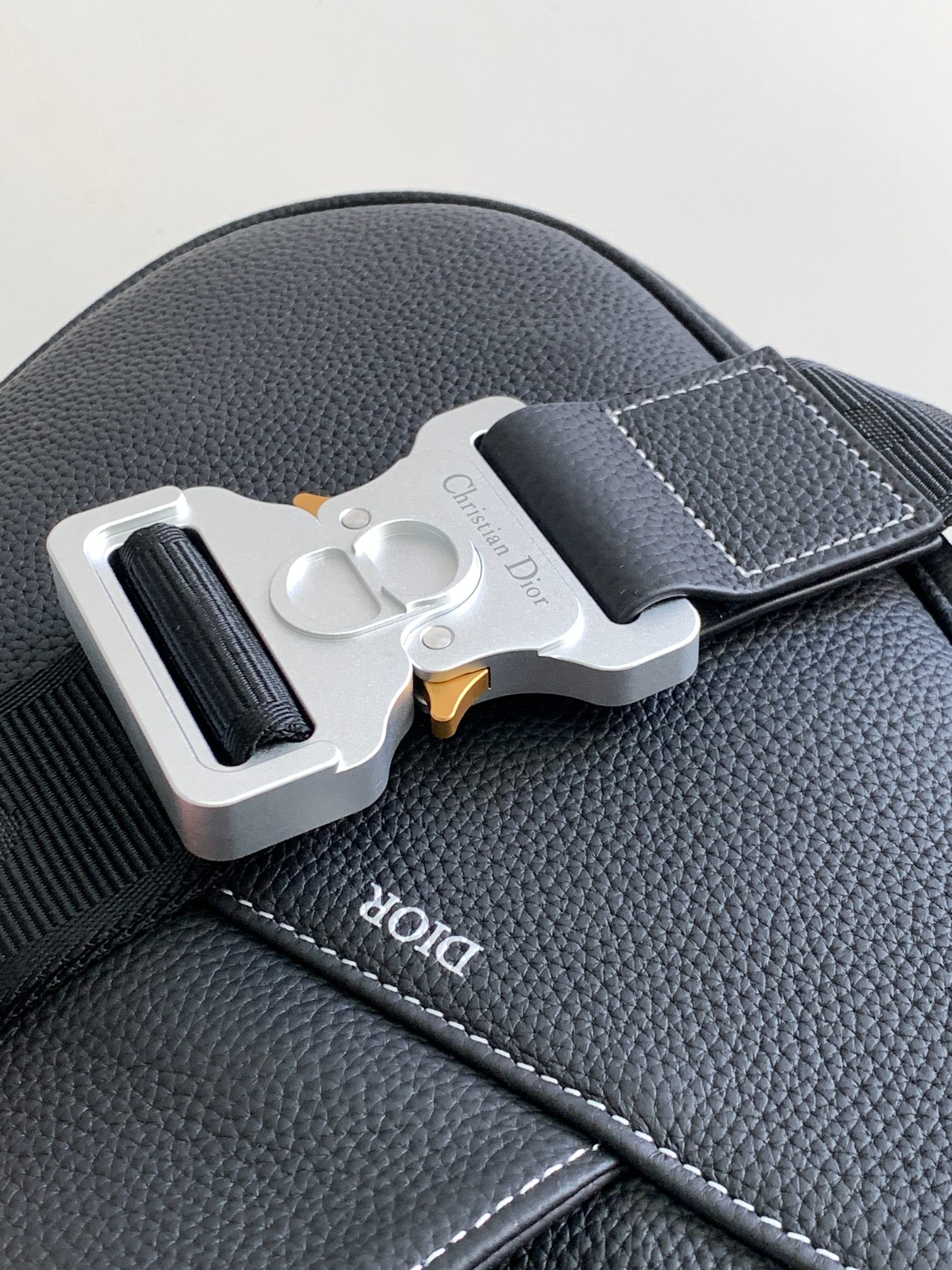 ディオール by ERL Saddle バッグ ブラック グレインドカーフスキン 1ADPO093SER_H03E 画像 6