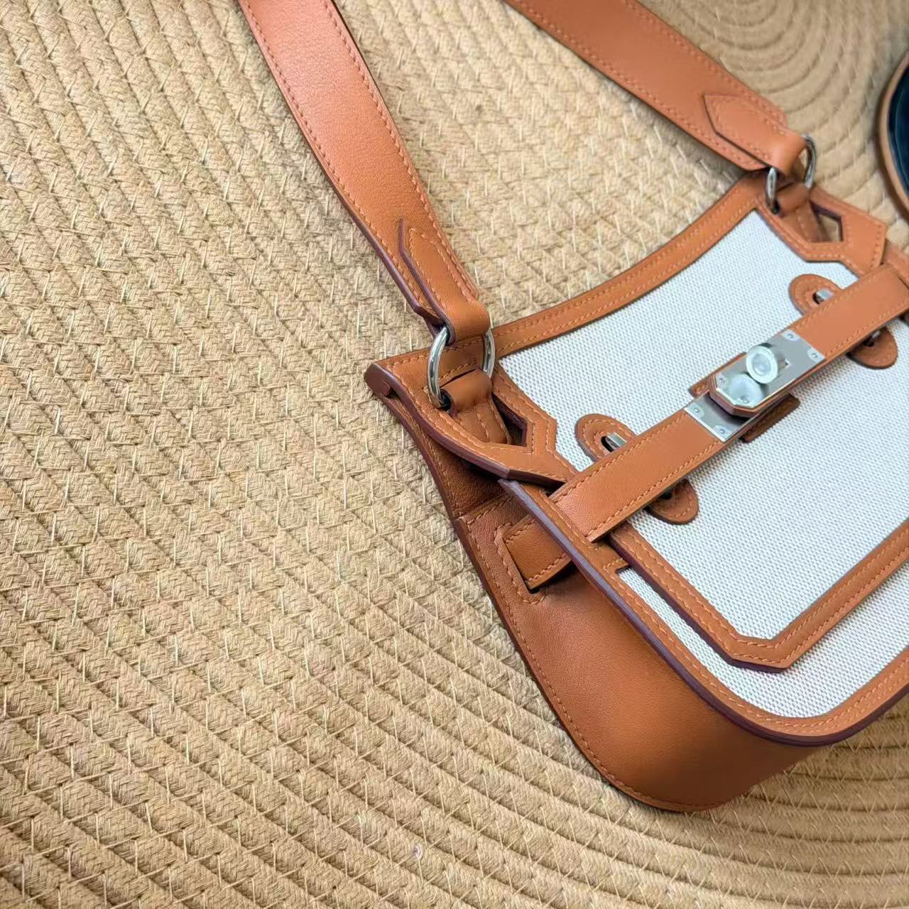 エルメス Jypsiere Mini 23 Hキャンバス スイフト ゴールド/エクリュ 画像 7