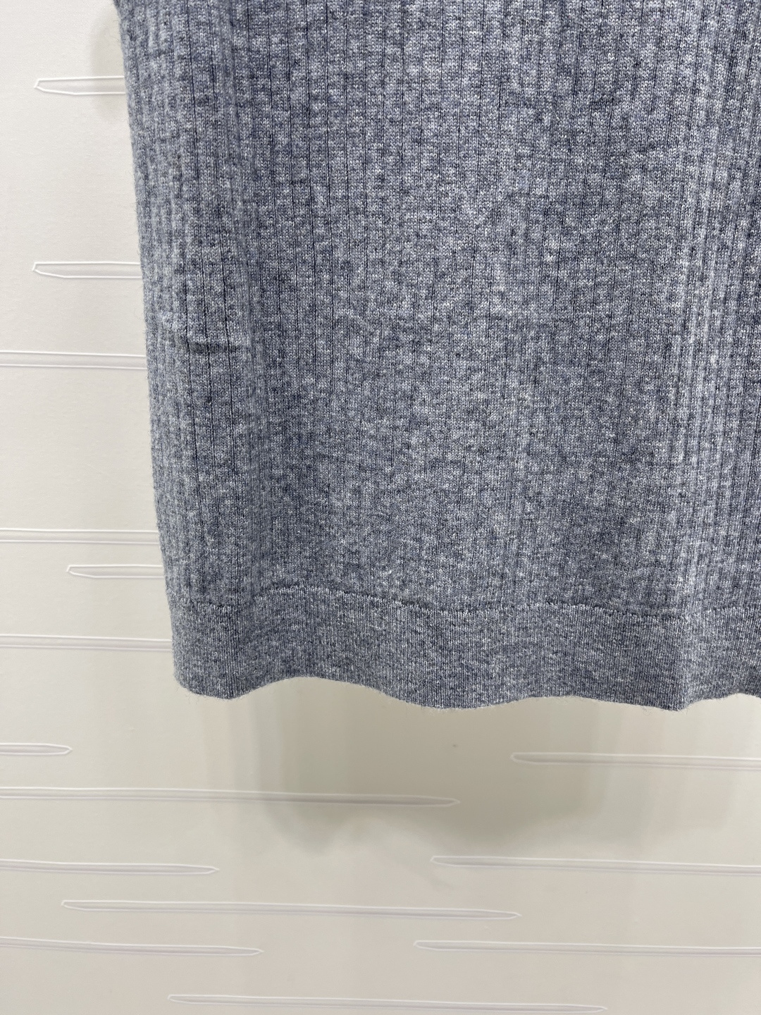 ミュウミュウ 刺繍ロゴ リブニットタンクトップ グレー 画像 5