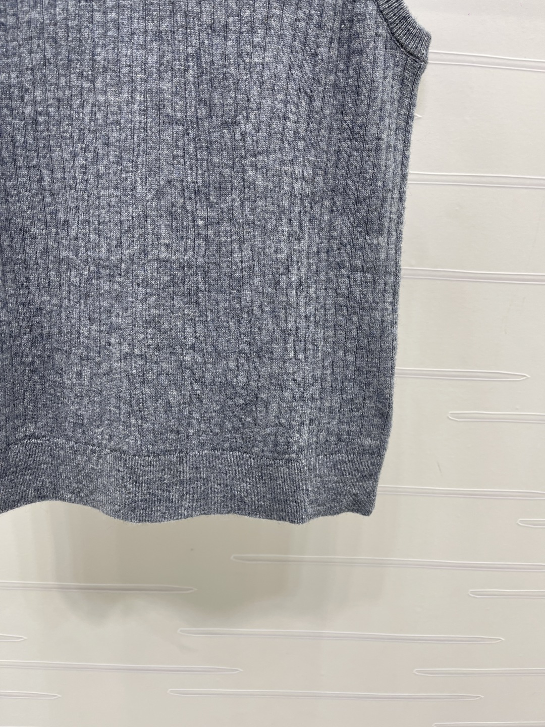 ミュウミュウ 刺繍ロゴ リブニットタンクトップ グレー 画像 6
