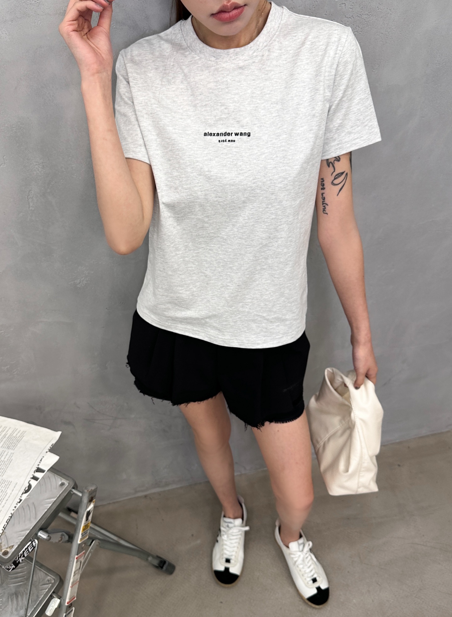 アレキサンダーワン パフロゴ 半袖Tシャツ グレー 4CC4241514208A 画像 8