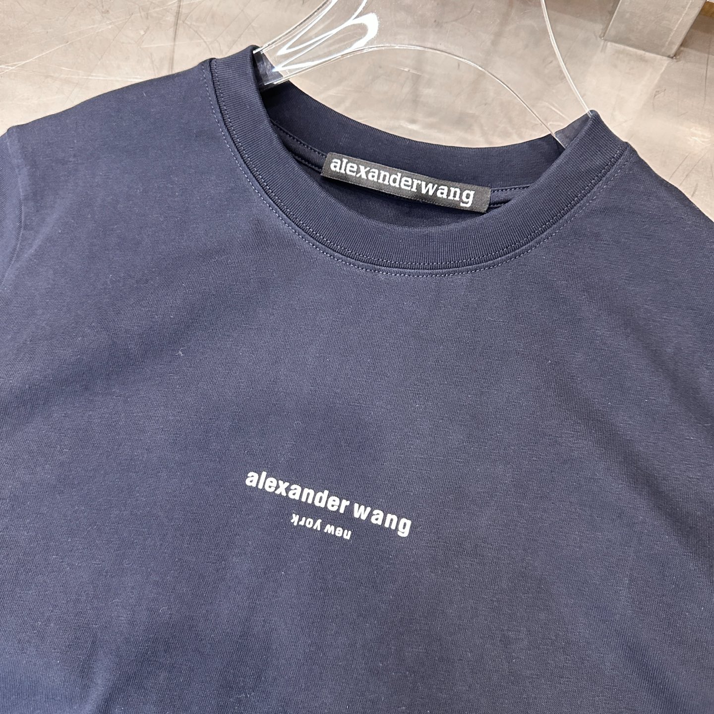 アレキサンダーワン パフロゴ 半袖Tシャツ ウォッシュドネイビー 画像 6