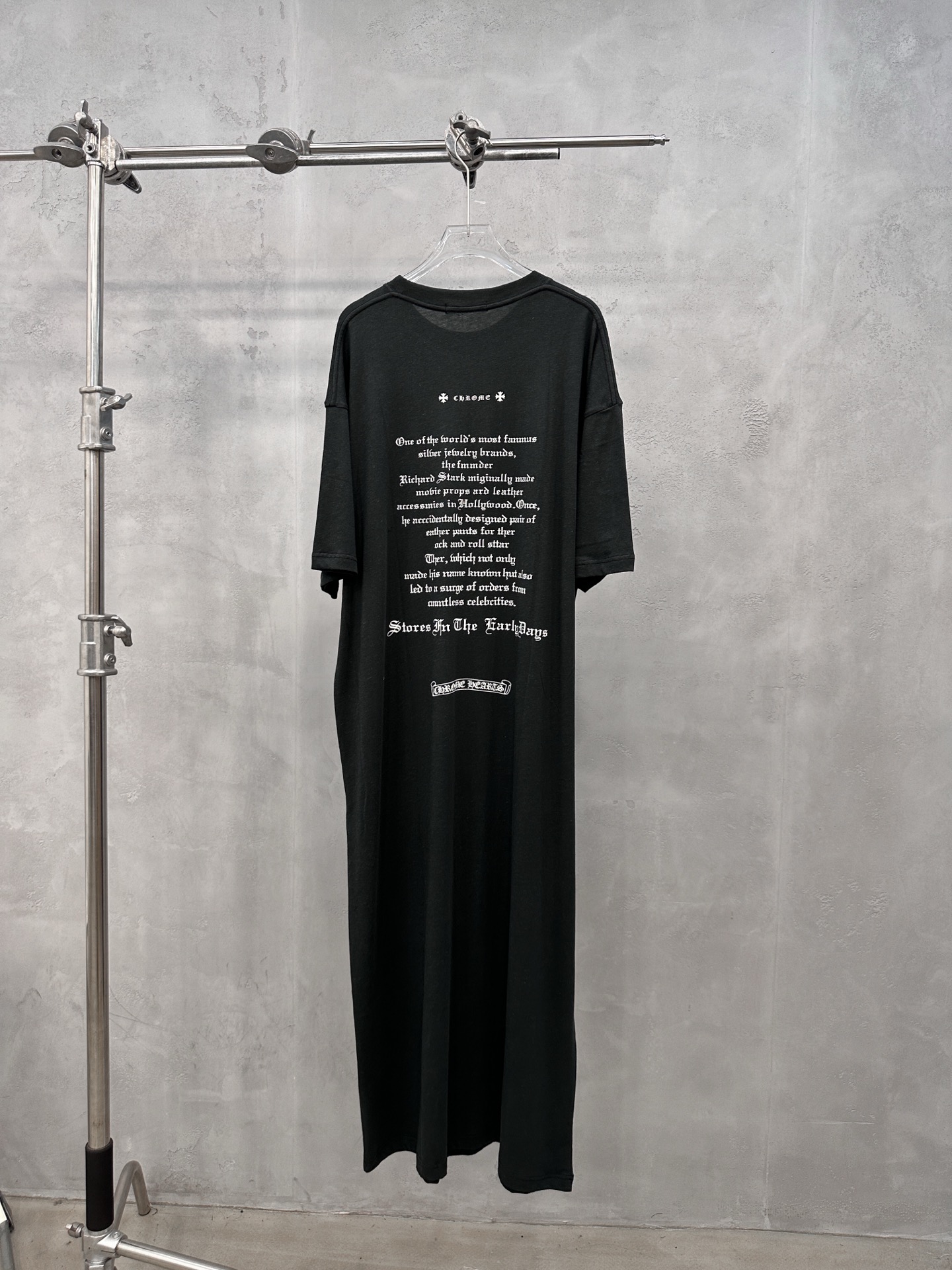 クロムハーツ スクロールラベル ウォッシュ加工 Tシャツドレス ブラック 詳細画像 3