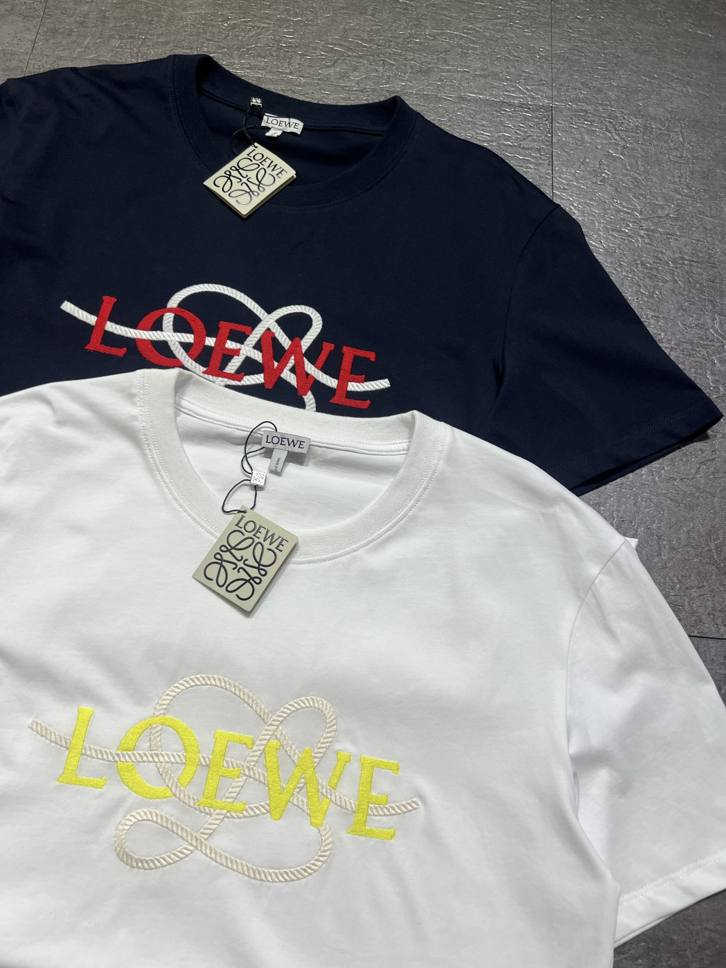 ロエベ アナグラム刺繍ロゴ Tシャツ ネイビー ホワイト 画像 7