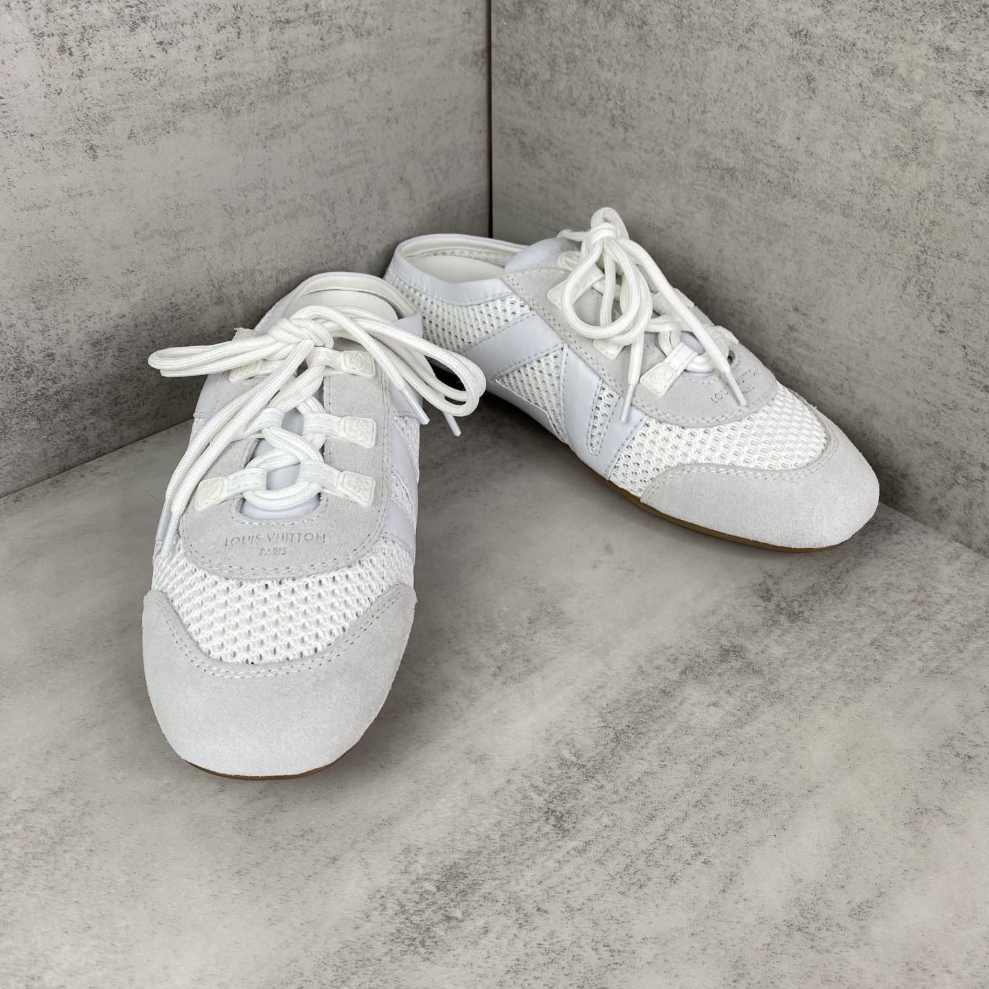 ルイヴィトン Sneakerina スエードメッシュ レーススニーカー ホワイト 詳細画像 2