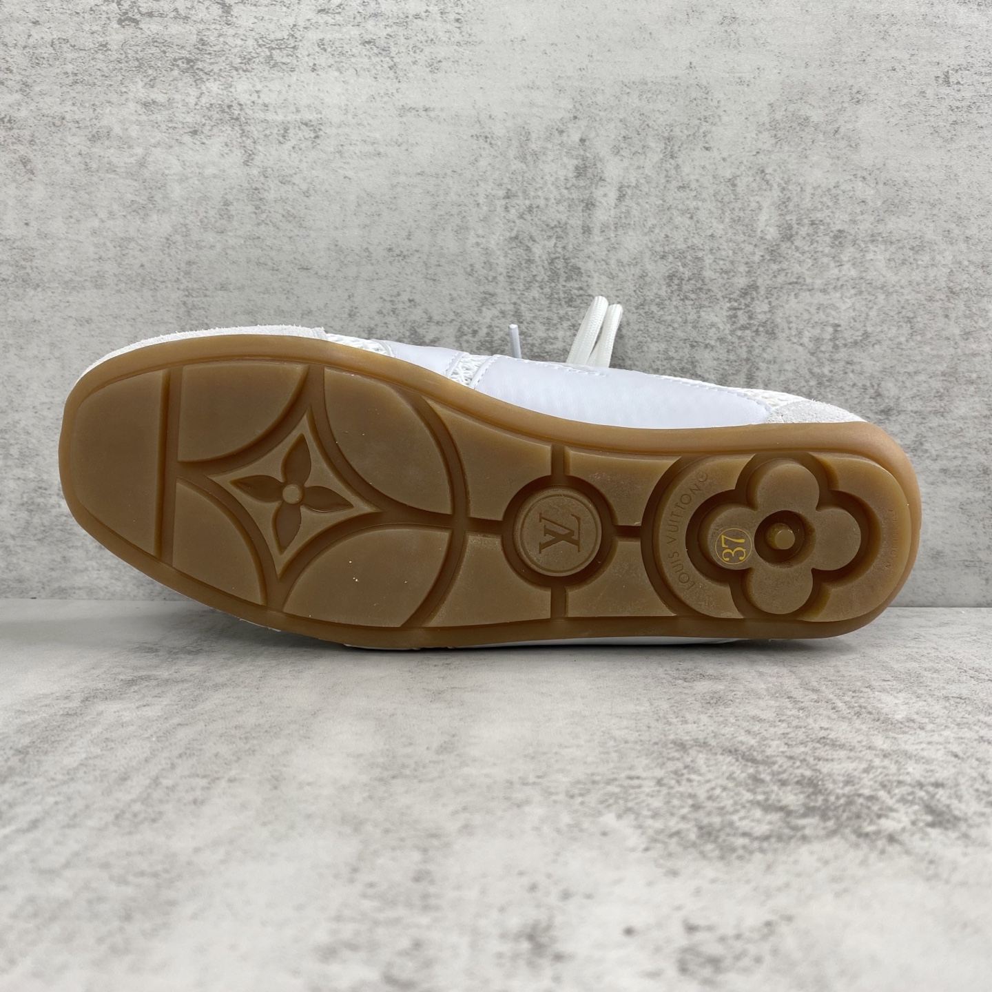 ルイヴィトン Sneakerina スエードメッシュ レーススニーカー ホワイト 画像 5