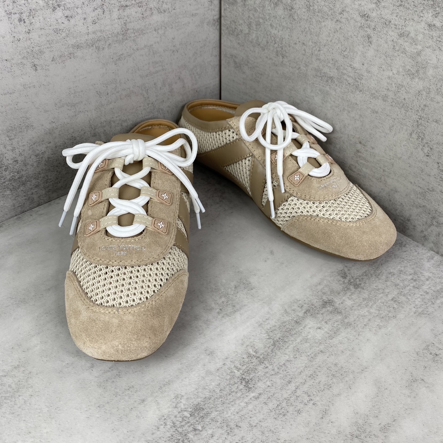 ルイヴィトン Sneakerina モノグラムメッシュ スニーカー クリーム 詳細画像 2