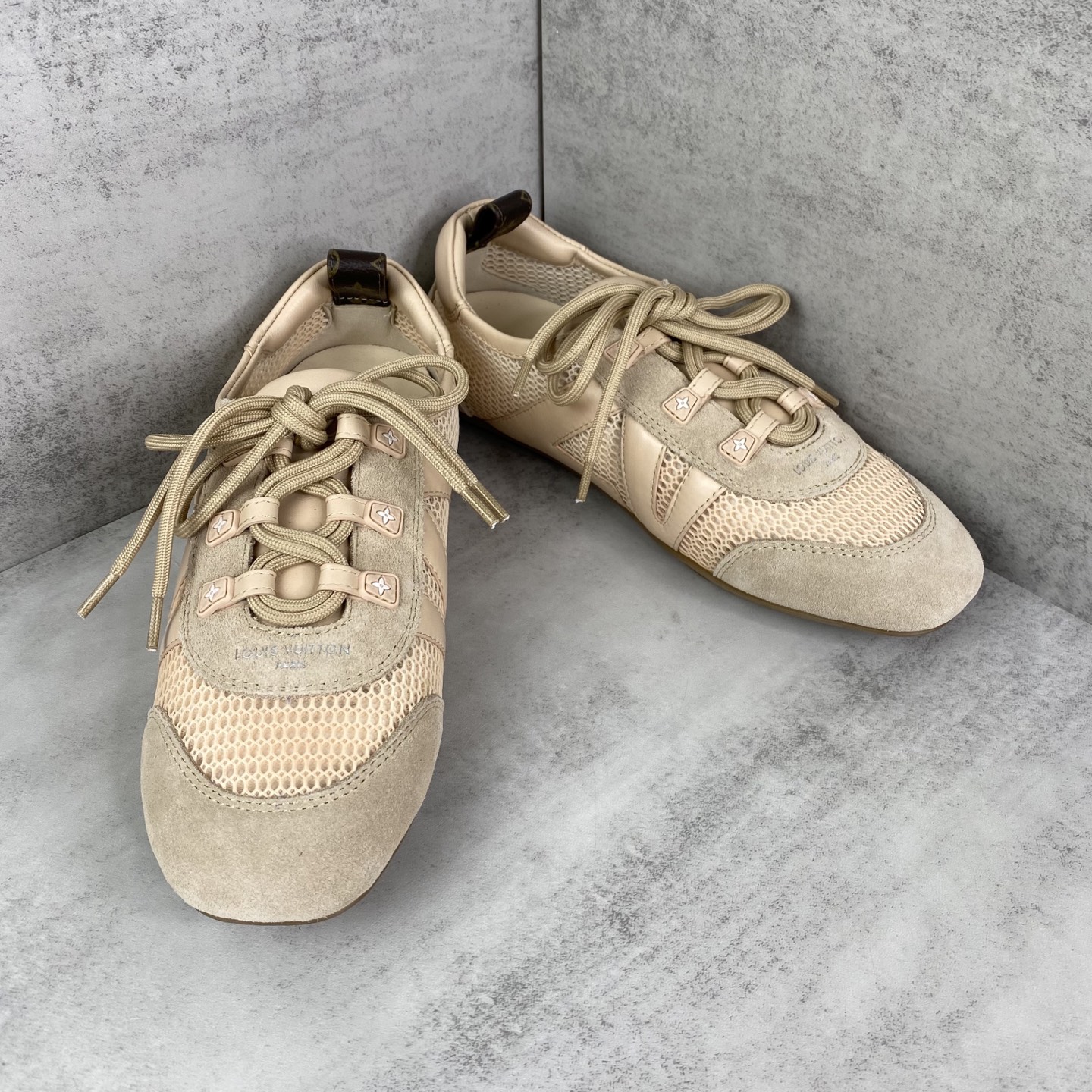 ルイヴィトン Sneakerina スエードメッシュ スニーカー ベージュ 詳細画像 2