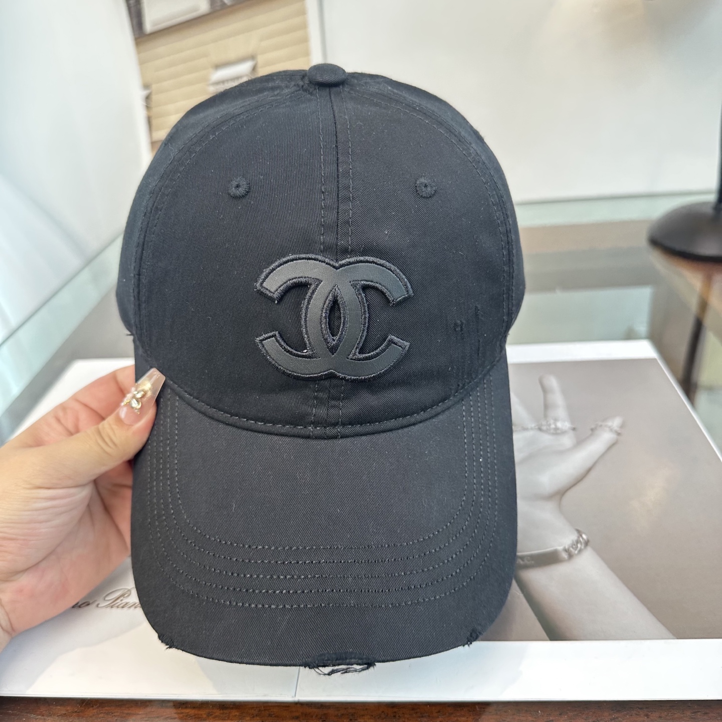 シャネル トーナルCCロゴ ベースボールキャップ チャコール 画像 4