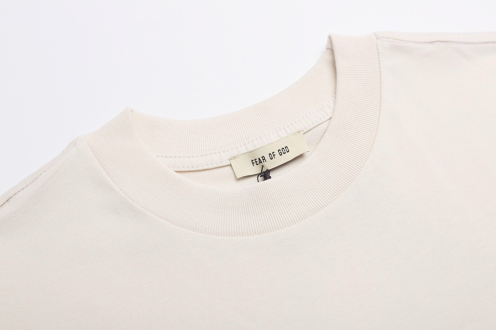 フィア オブ ゴッド 26ロゴ Tシャツ クリーム 詳細画像 3