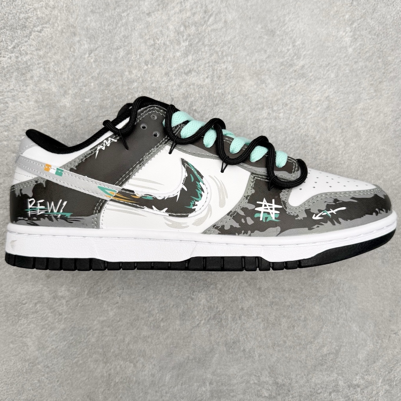 ナイキ Dunk Low Retro スプラッター ホワイト/ブラック DD1391-100 詳細画像 1