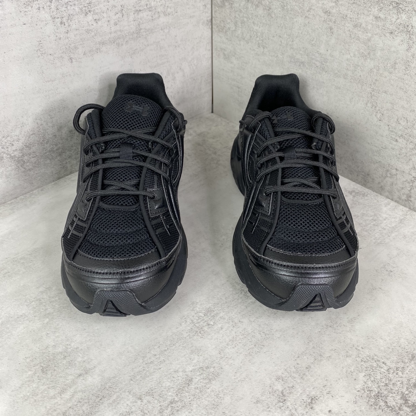 アンダーアーマー HOVR CG Reactor CT トリプルブラック 画像 4