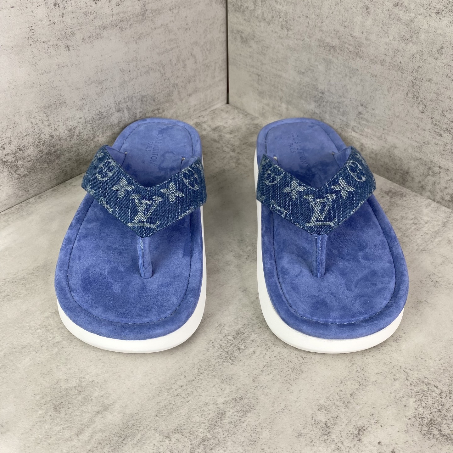 ルイヴィトン LV Flip トング ブルー モノグラムデニム 1AK7TM 画像 4